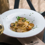 Large bronze-drawn spaghetti with clams